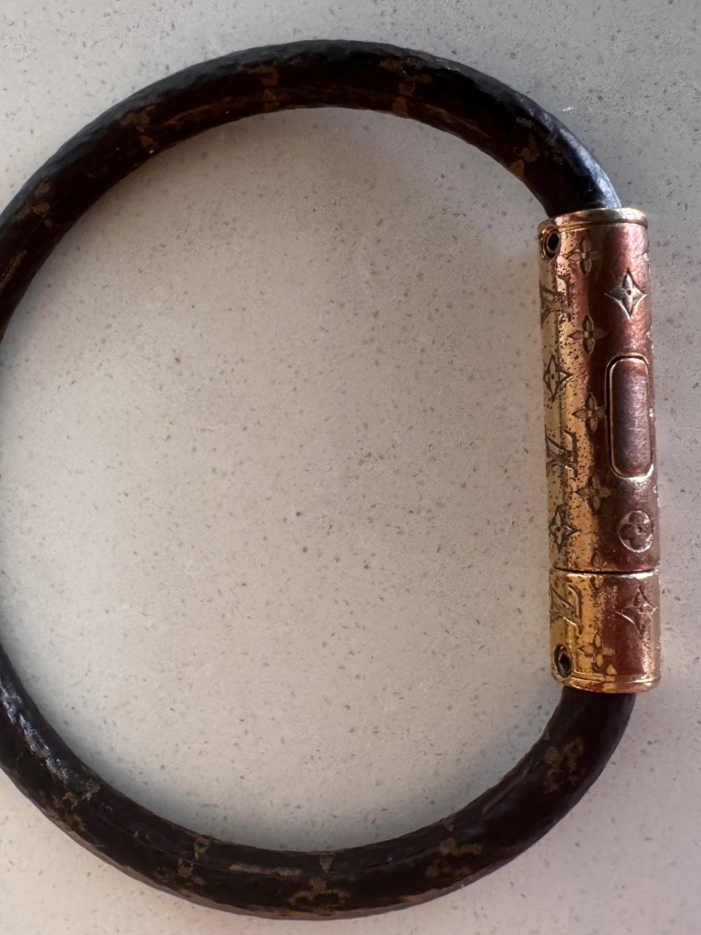Authentic Louis Vuitton Bracelet Confidential Monogram Size 17 - Picture 4 of 9